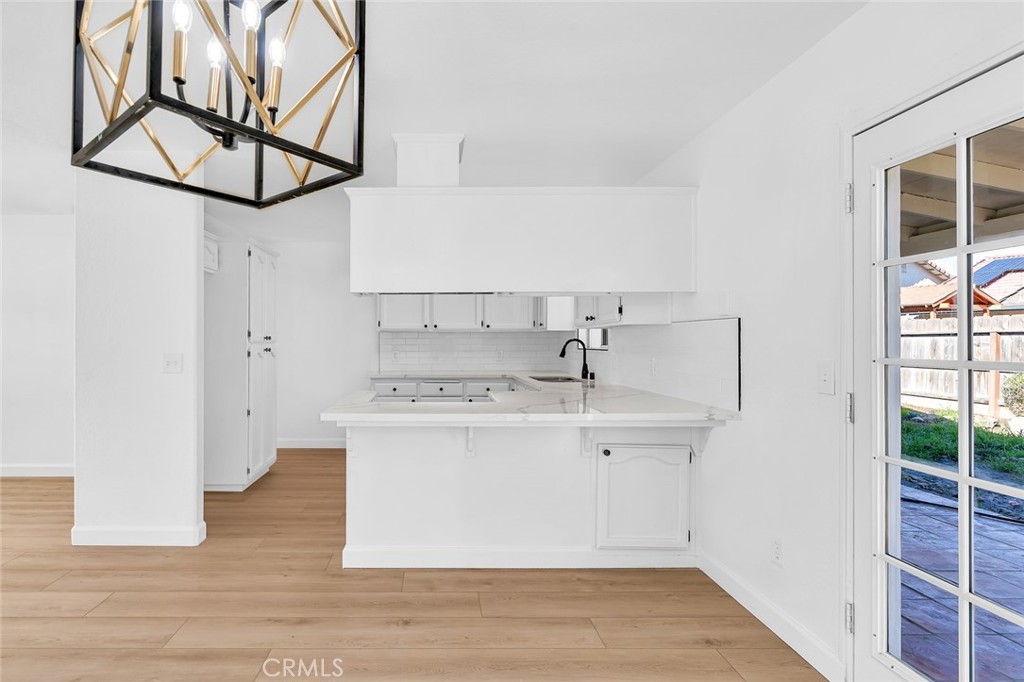 906 Don Medico Dr, Hanford, CA 93230