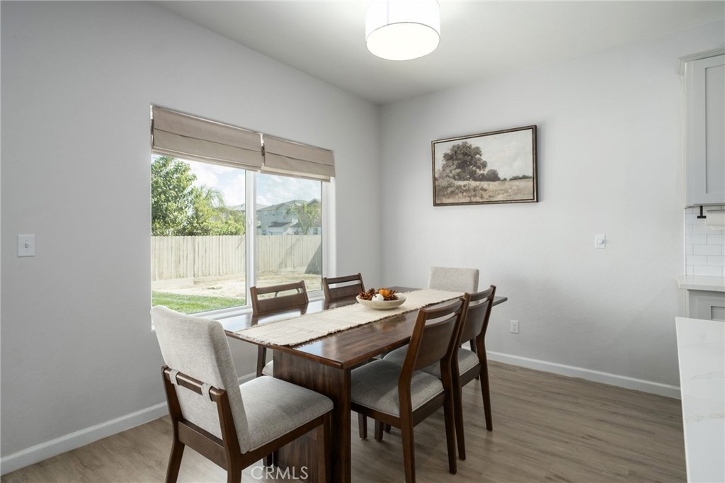 775 775 Kimball Ln, Hanford, CA 93230