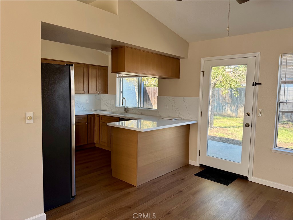 990 Heartwood, Hanford, CA 93230