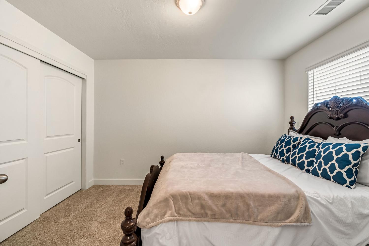 1356 W Annika, Hanford, CA 93230