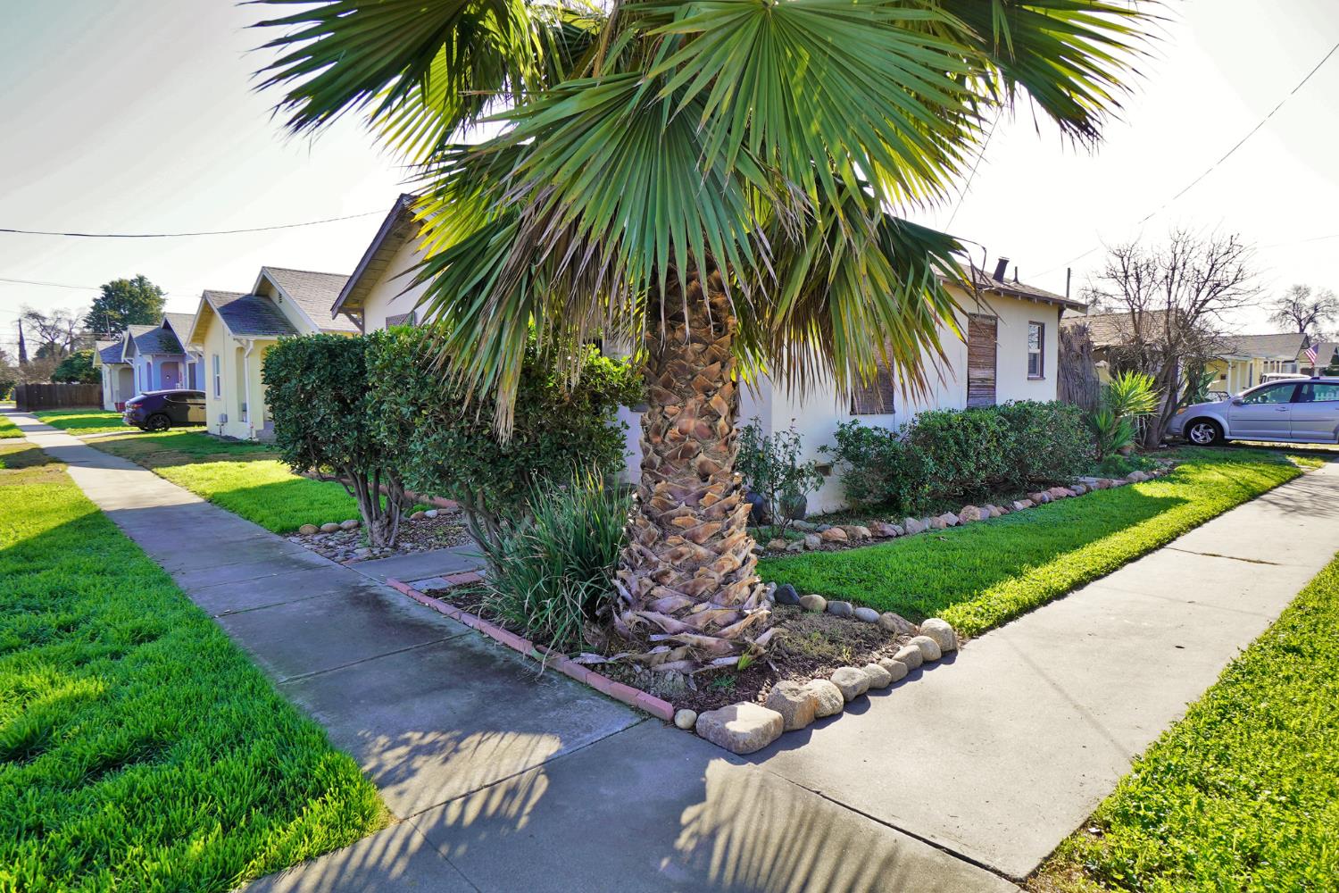 325 Neville St, Hanford, CA 93230