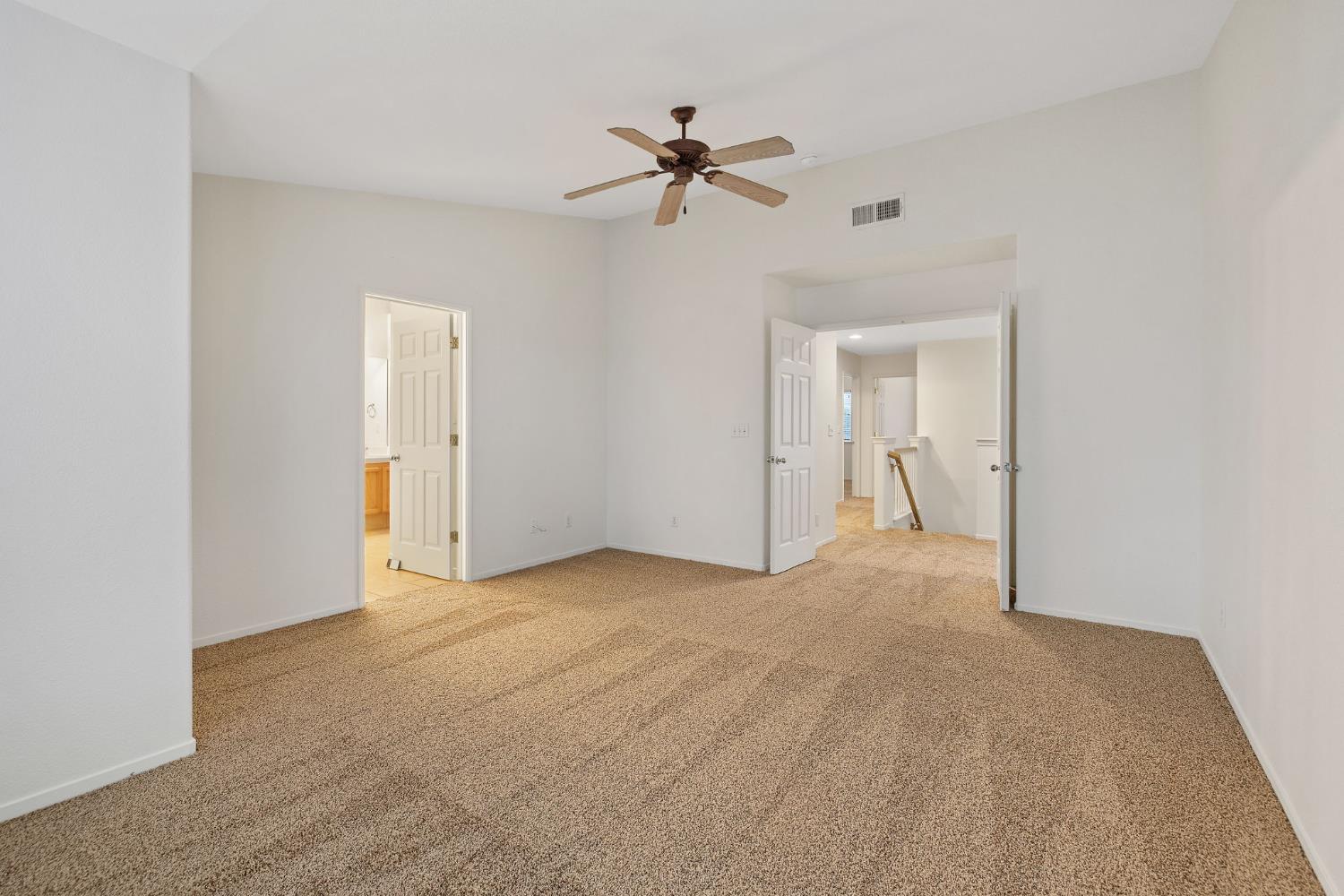 3232 N Zion Cir, Hanford, CA 93230