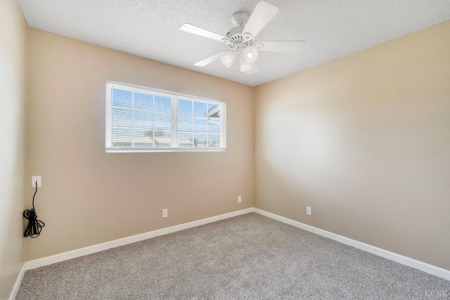 1908 N Waukena Way, Hanford, CA 93230