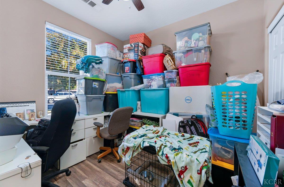 1379 W Ambassador Way, Hanford, CA 93230