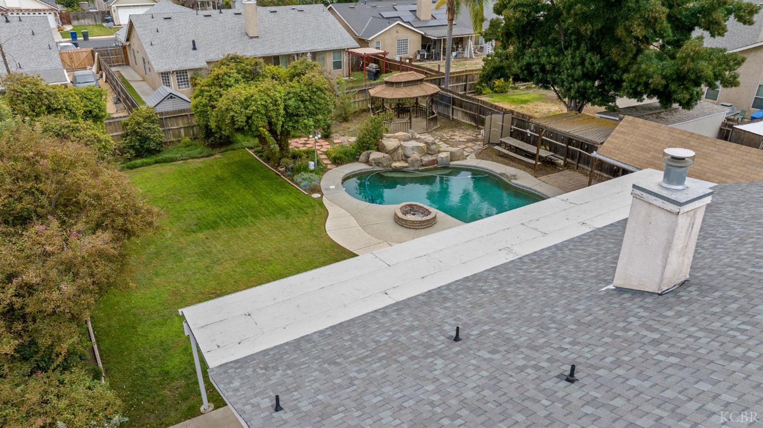 927 W Saffron St, Hanford, CA 93230