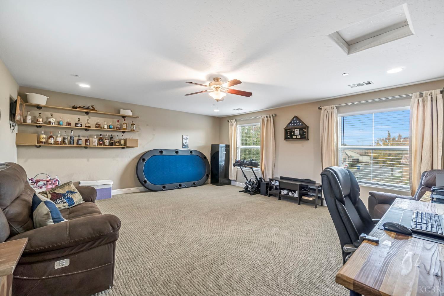 2470 Chardonnay Pl, Hanford, CA 93230