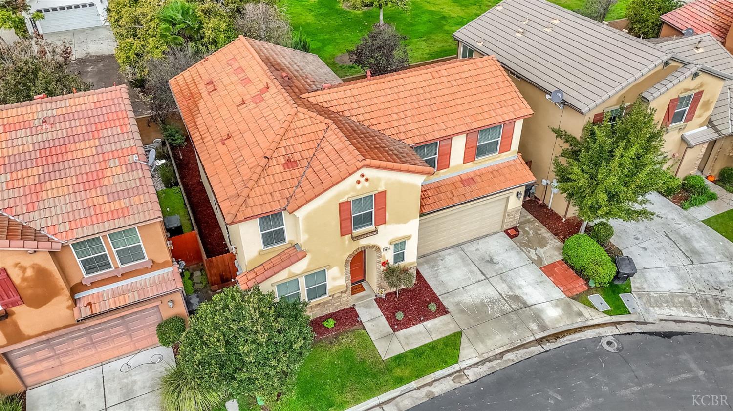 2470 Chardonnay Pl, Hanford, CA 93230