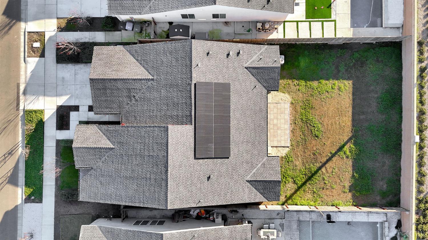 1976 N Mitchell St N, Hanford, CA 93230