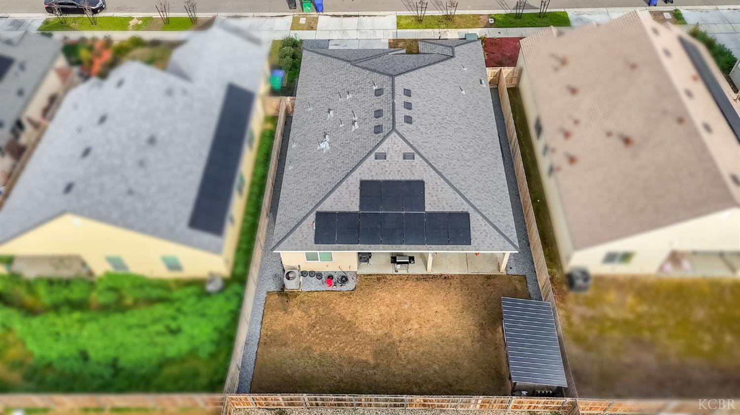 1413 S Autumn Breeze Ct, Hanford, CA 93230