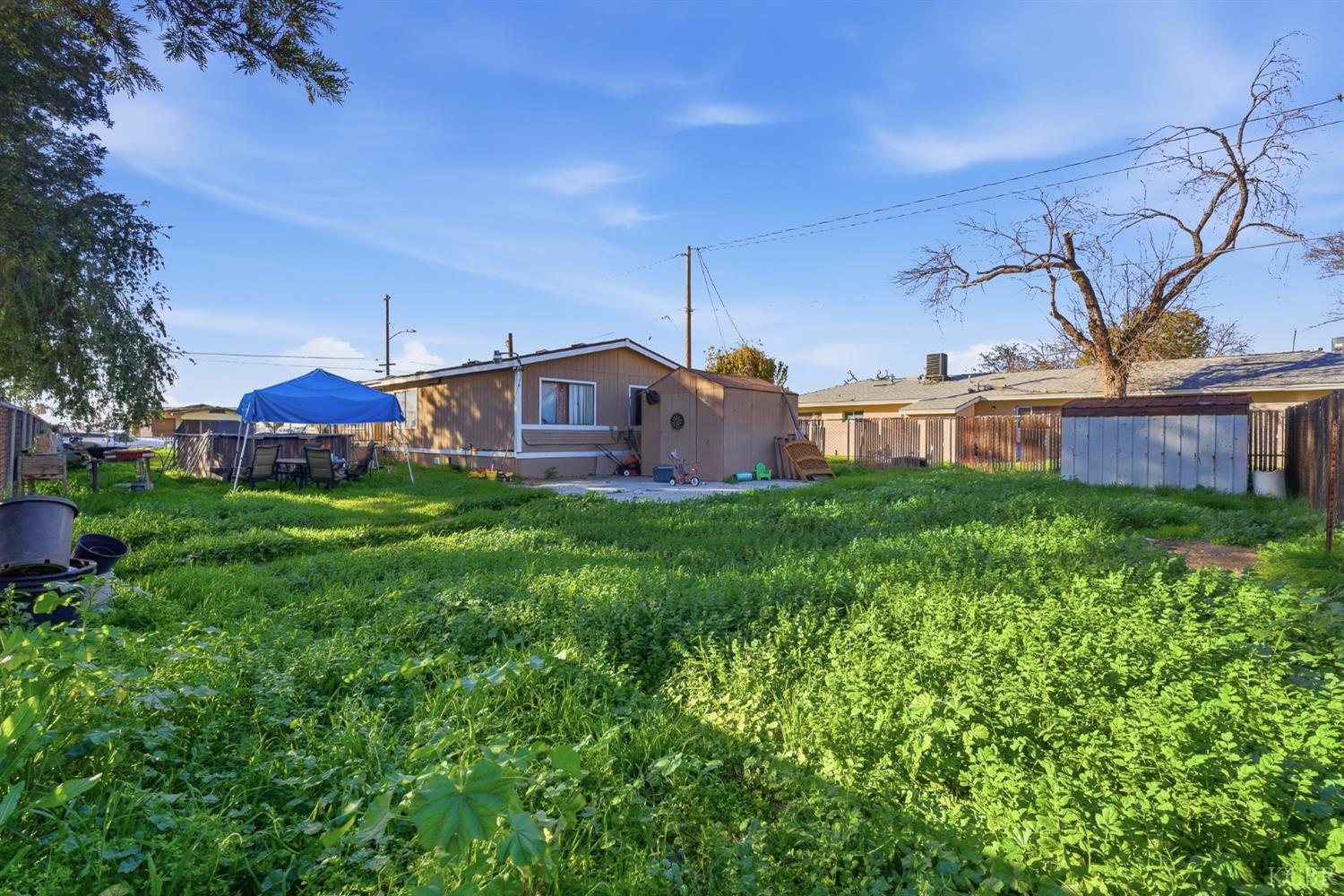 601 S Phillips St S, Hanford, CA 93230