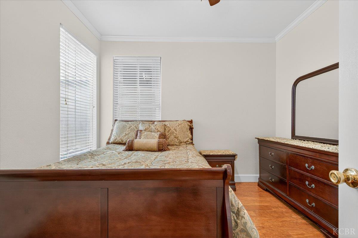 795 Northstar Dr, Hanford, CA 93230