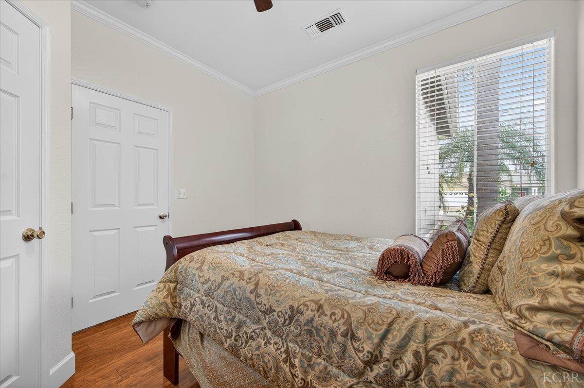 795 Northstar Dr, Hanford, CA 93230