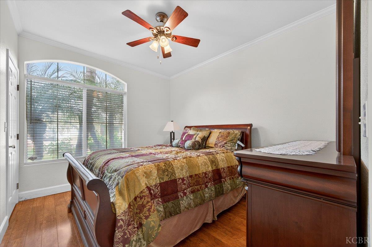 795 Northstar Dr, Hanford, CA 93230