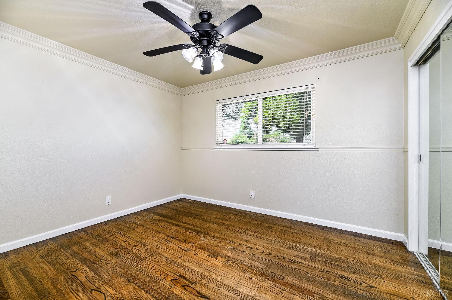 2109 N Kensington Way, Hanford, CA 93230