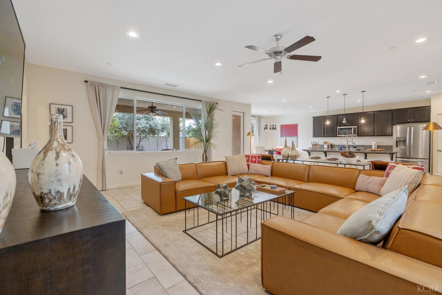 2223 Madeline Dr, Hanford, CA 93230