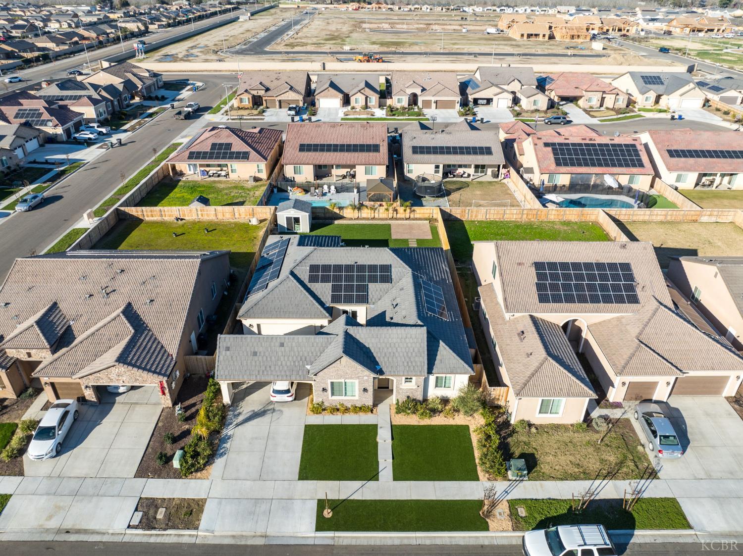 2124 Cortner St, Hanford, CA 93230