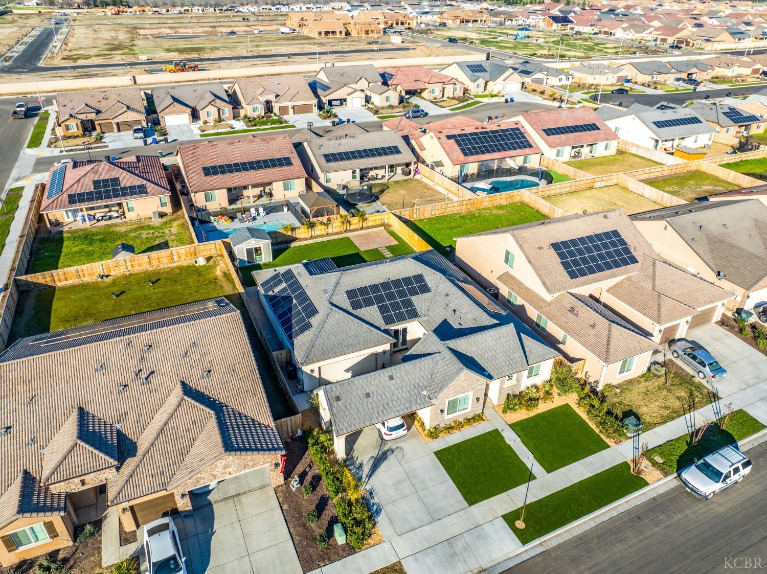 2124 Cortner St, Hanford, CA 93230