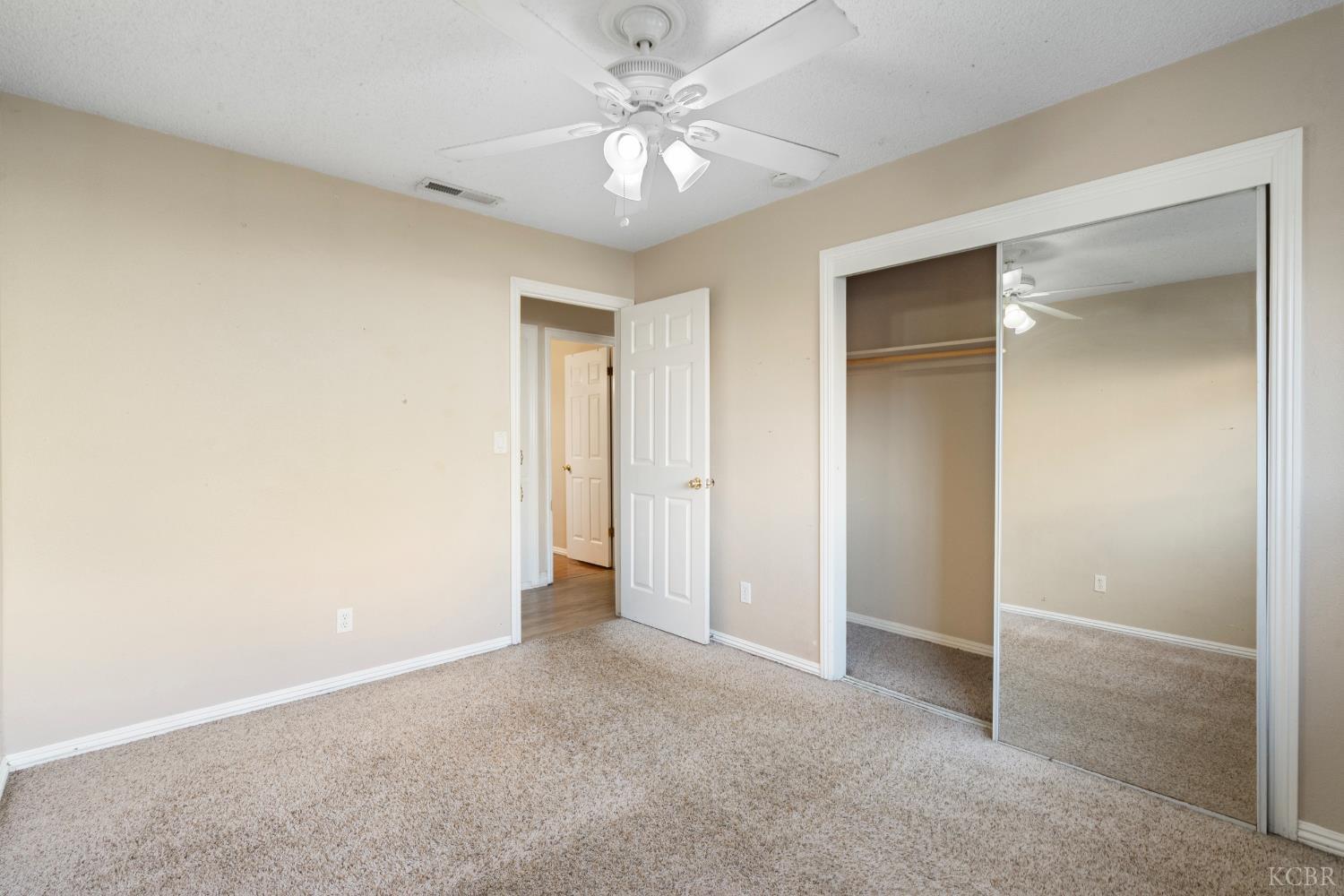 1175 Levich Cir, Hanford, CA 93230