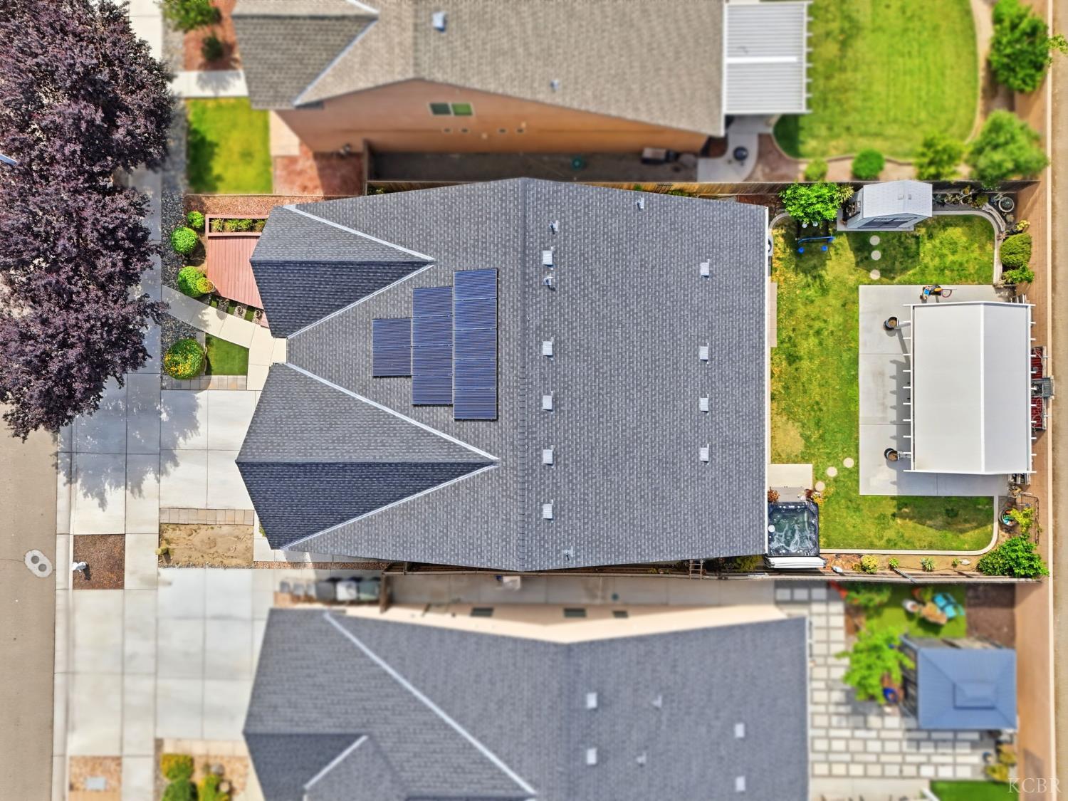 2106 W Bryman St, Hanford, CA 93230