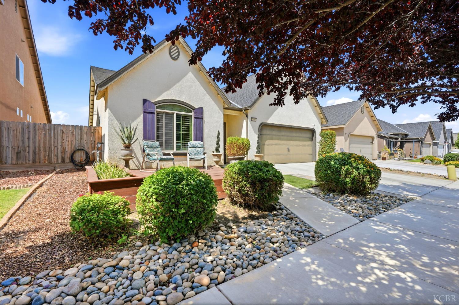 2106 W Bryman St, Hanford, CA 93230