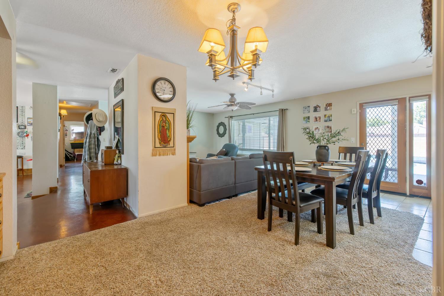 406 Cedar St, Hanford, CA 93230