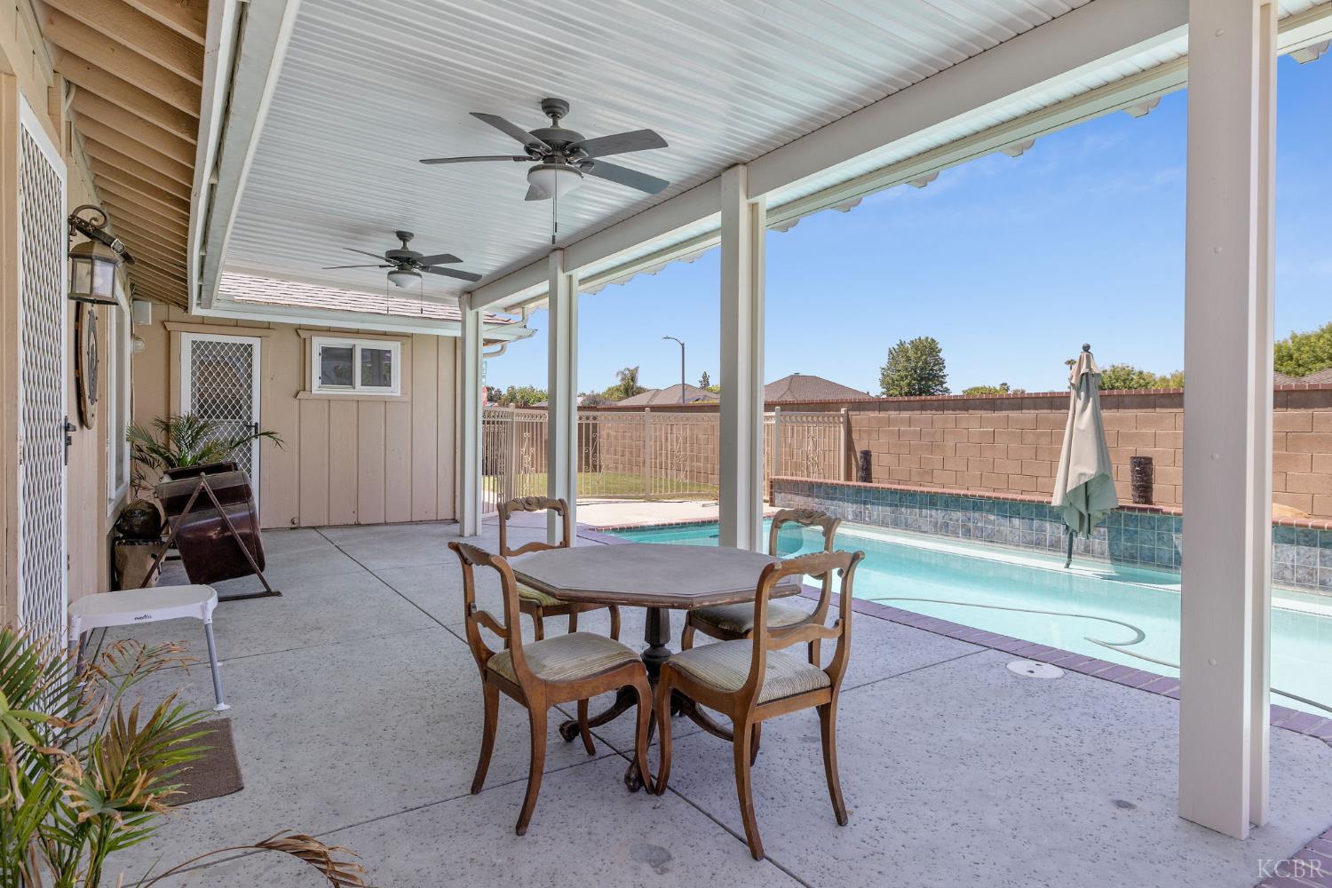 406 Cedar St, Hanford, CA 93230