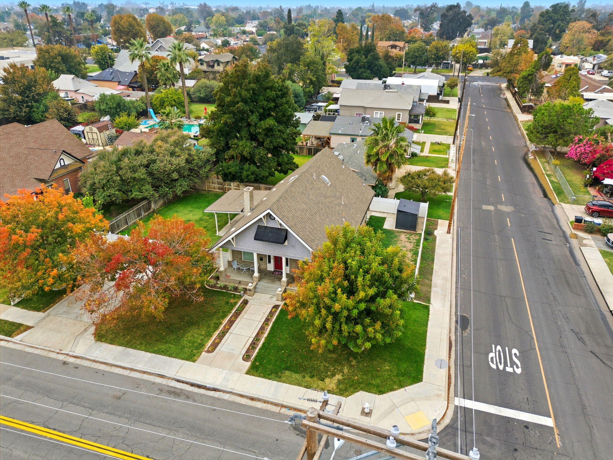 1250 N Harris St, Hanford, CA 93230