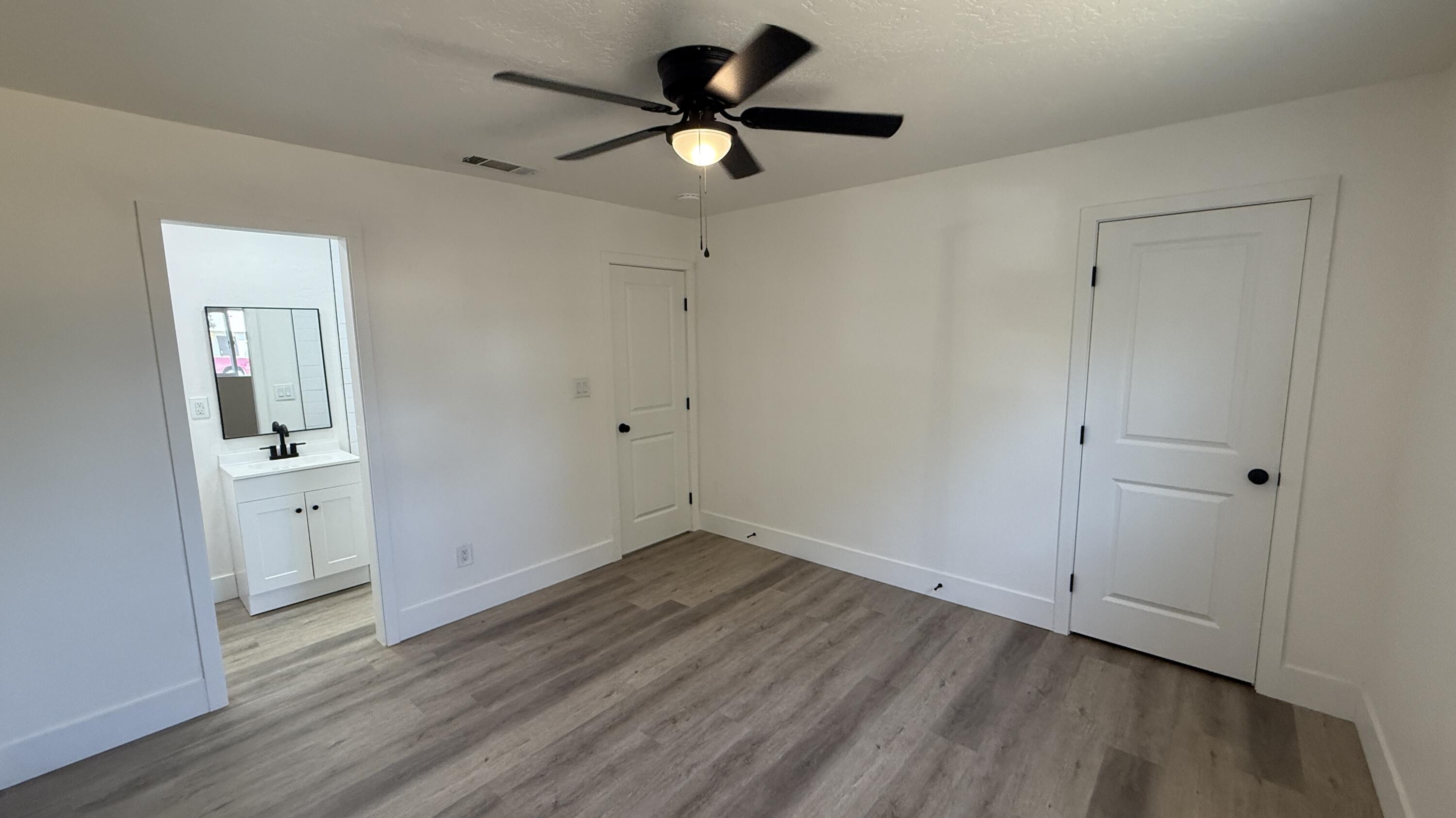 10811 Abby Ln, Hanford, CA 93230