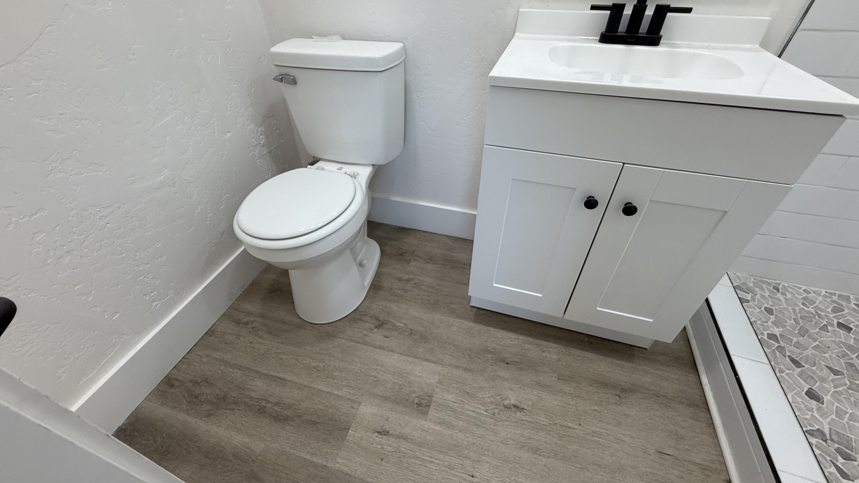 10811 Abby Ln, Hanford, CA 93230