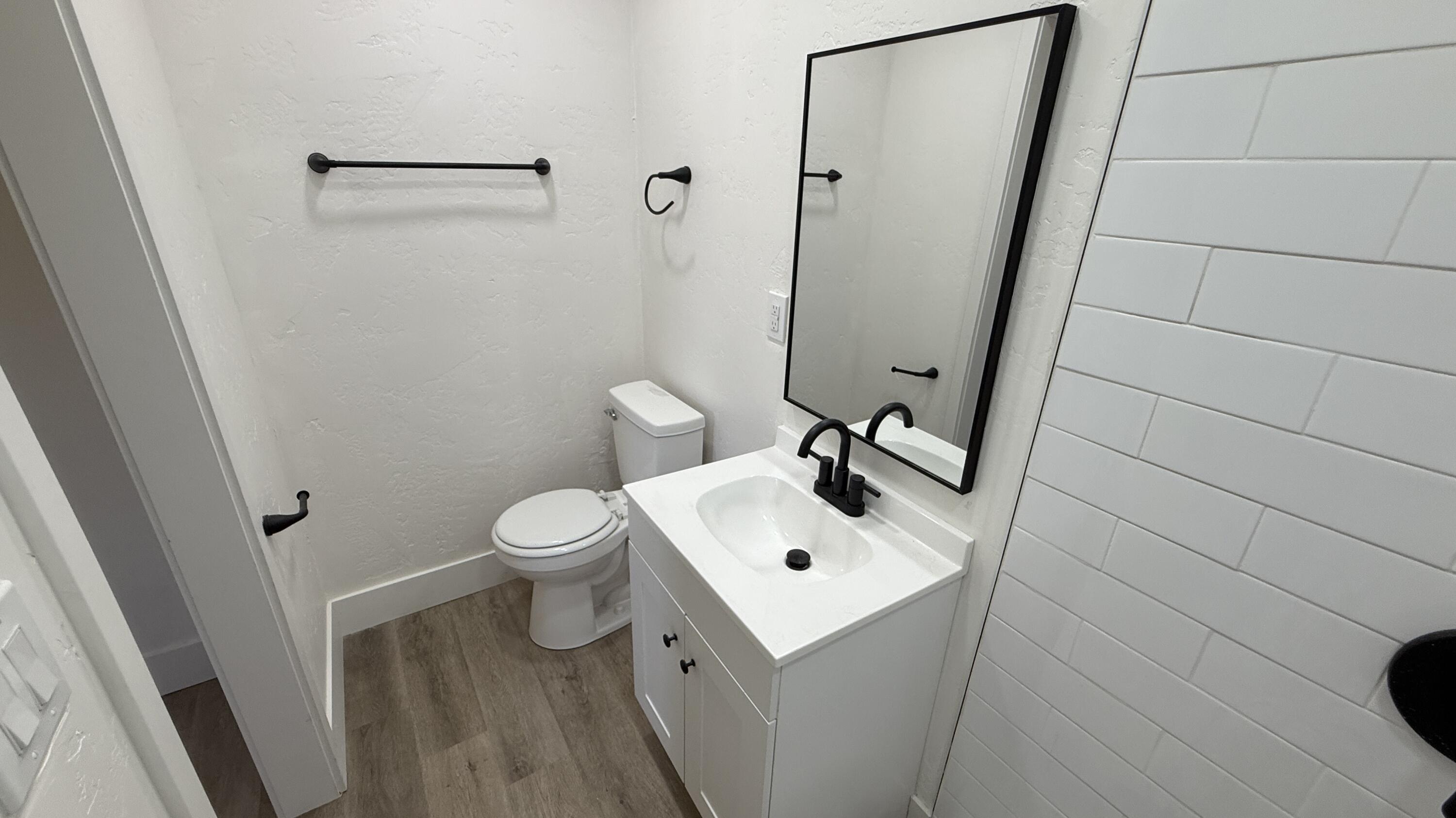 10811 Abby Ln, Hanford, CA 93230