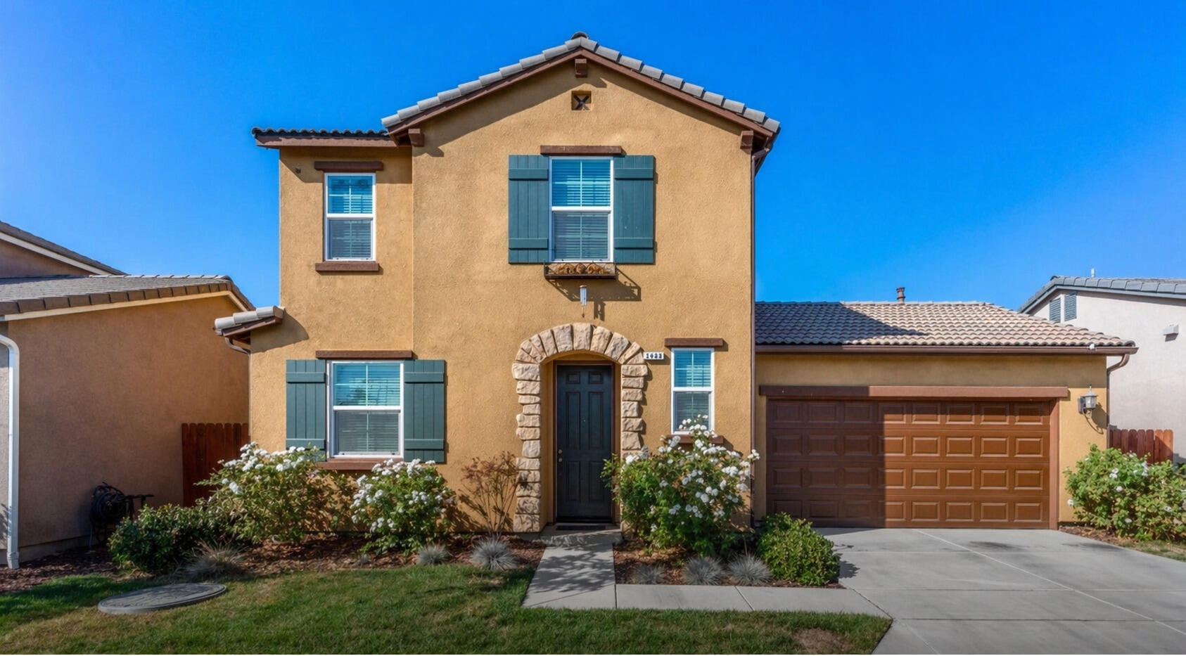 2444 Chardonnay Pl, Hanford, CA 93230