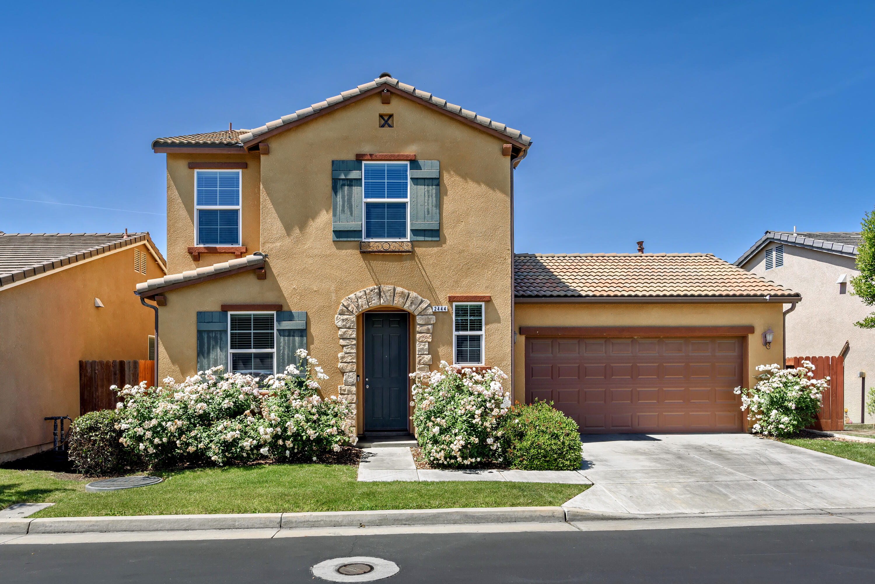 2444 Chardonnay Pl, Hanford, CA 93230
