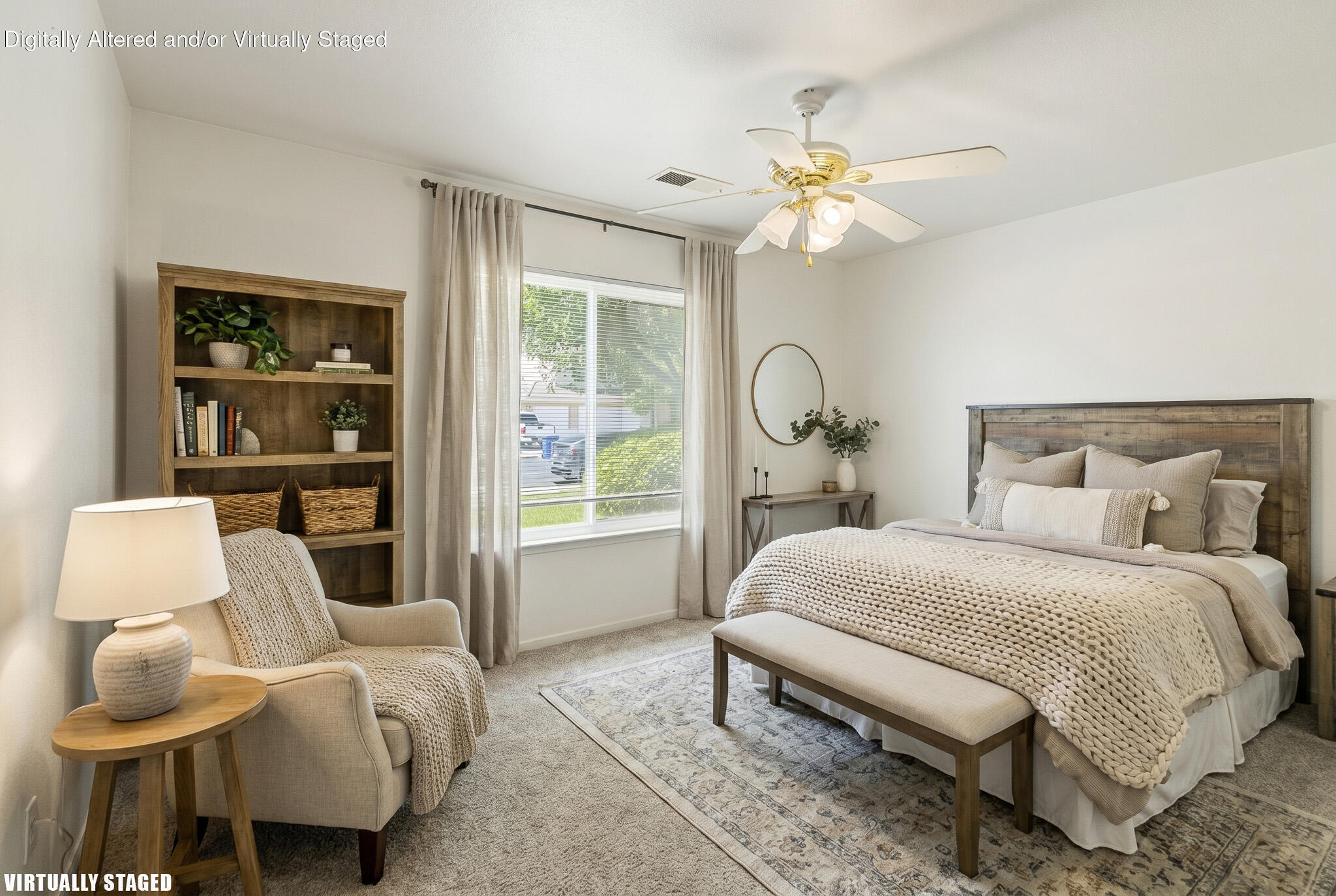 916 W Windsor Dr, Hanford, CA 93230